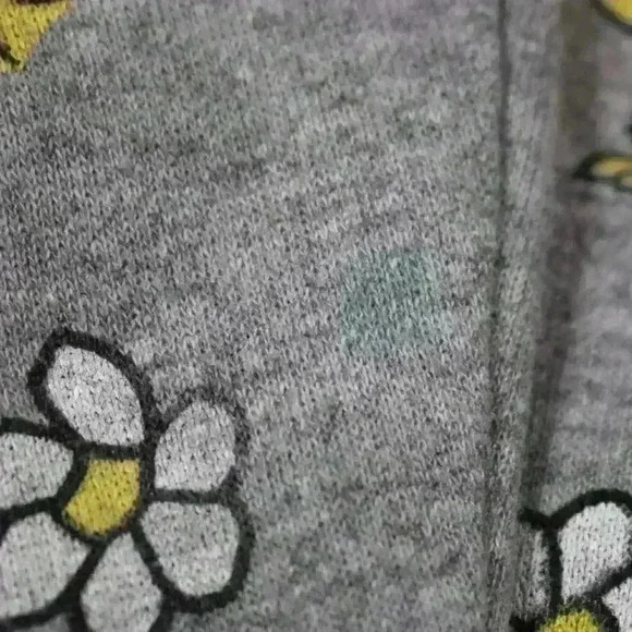 PEANUTS Woodstock Flowers Graphic Print Long Sleeve Crew Neck Sweatshirt Women M - Picture 8 of 8